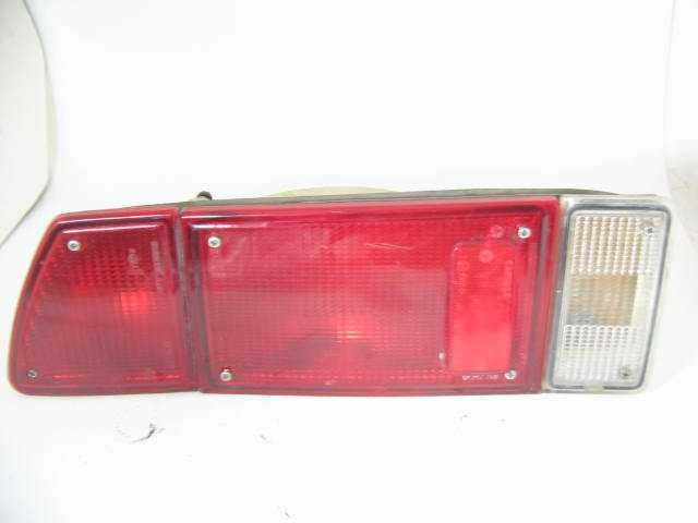 1974-76 LEFT TAILLIGHT ASSY