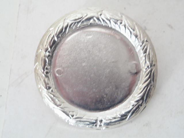 1975-82 OUTER EMBLEM WREATH