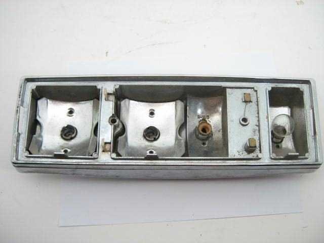 1970, 1972-78 L TAIL LAMP BODY