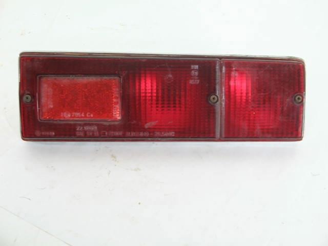 1973-74 RIGHT TAIL LAMP ASSY