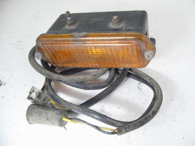 FRONT LEFT PARKING & TURN LAMP