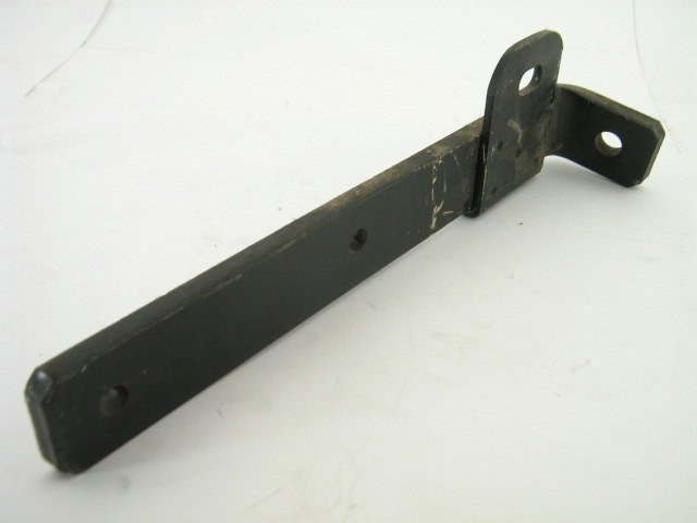1973 RIGHT FRNT BUMPER BRACKET