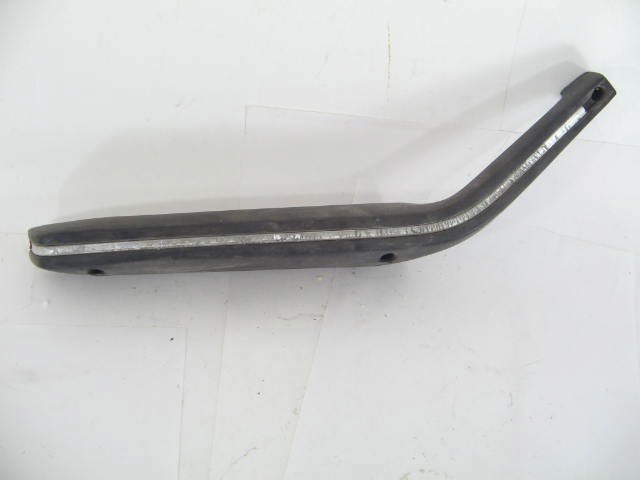 LEFT DOOR ARMREST