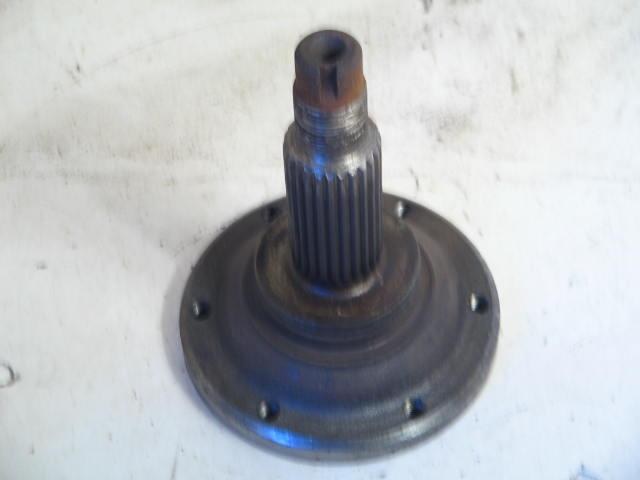 1979-88 5 SPEED REAR STUB AXLE