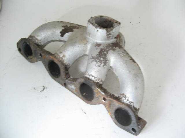 1975-76 EXHAUST MANIFOLD