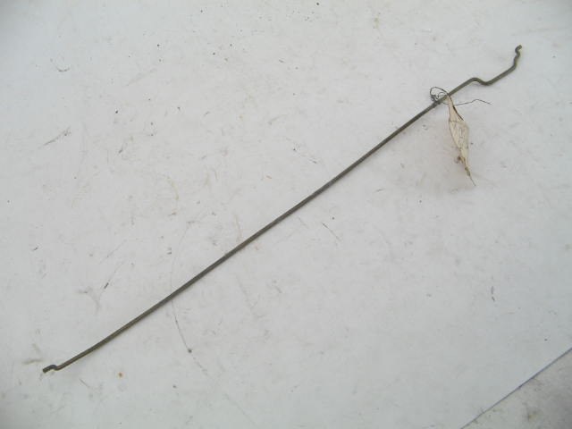 LEFT FT DOOR LATCH CONTROL ROD