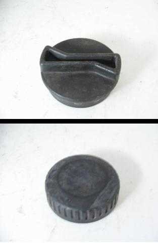 SCREW-ON GAS CAP