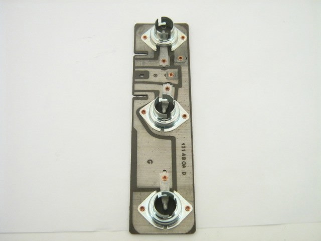 RIGHT TAIL LAMP CIRCUIT BOARD