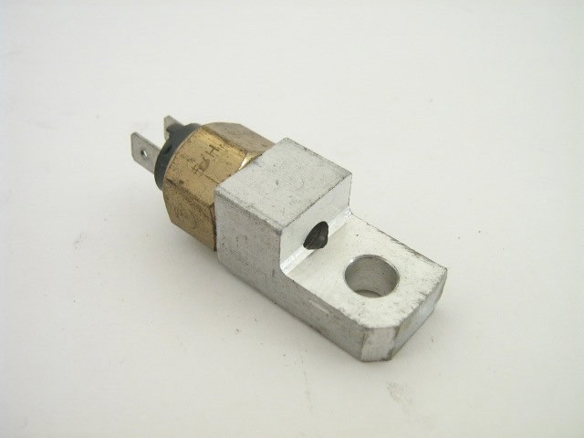 ENGINE COOLING FAN SENDER