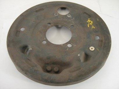 RIGHT REAR BACKING PLATE