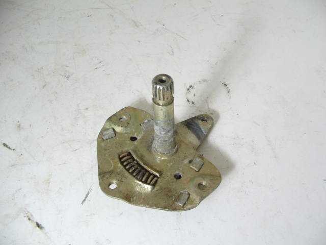 1974-78 LEFT INSIDE DOOR LEVER