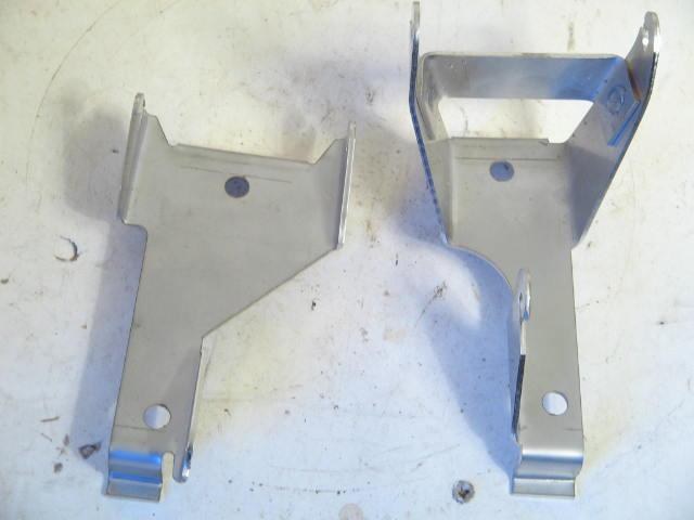 EXHAUST HANGER MOUNT PAIR