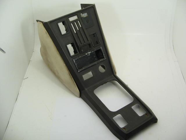 TAN W A/C CENTER CONSOLE