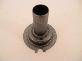 1974-85 INPUT SEAL HOLDER