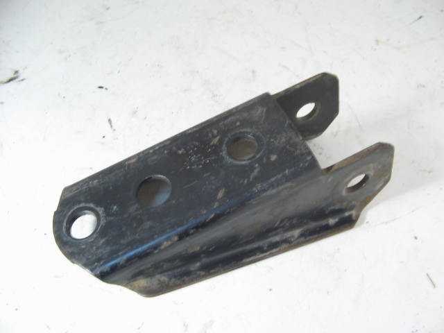 UPPER ARM FORWARD BRACKET