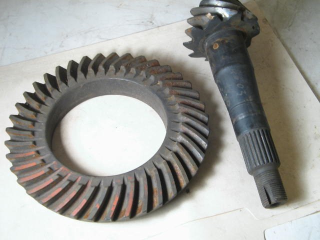 1978.5-8/79 RING & PINION SET