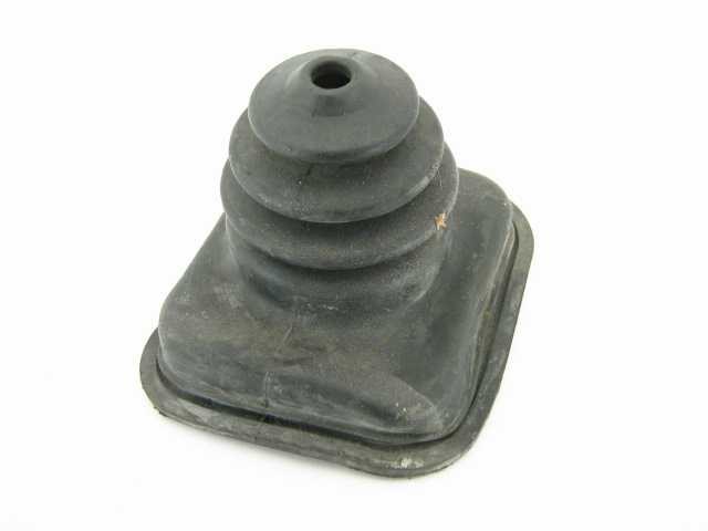 #043760-1978 SHIFT LEVER BOOT