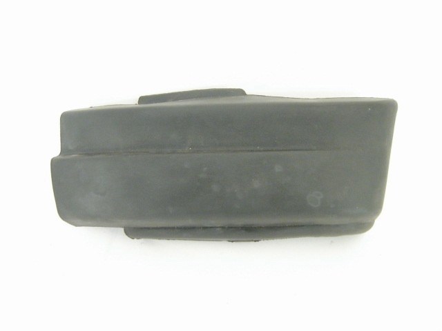 1976-79 RIGHT REAR BUMPER END