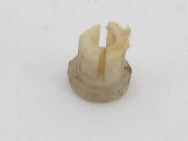 FRONT LAMP SCREW BUSHING