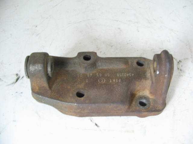 1975 SAGINAU SMOG PUMP MOUNT