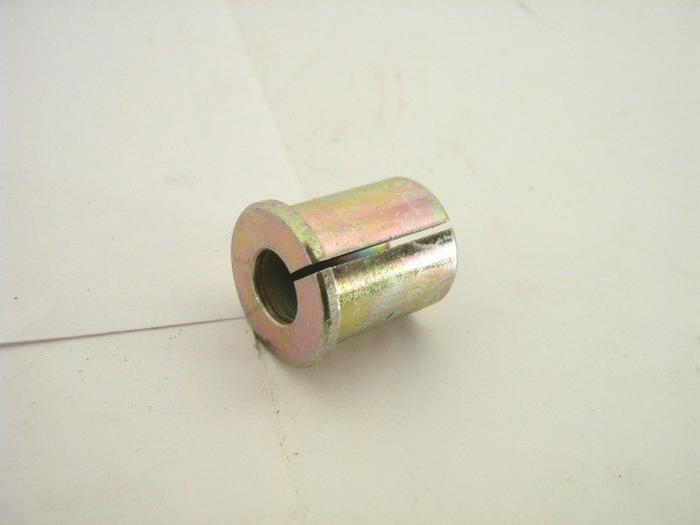 AIR PUMP MOUNT BUSH