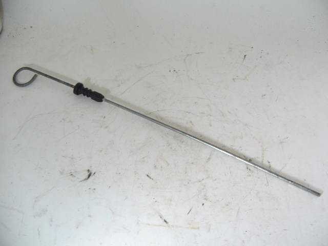 ENGINE OIL DIPSTICK.