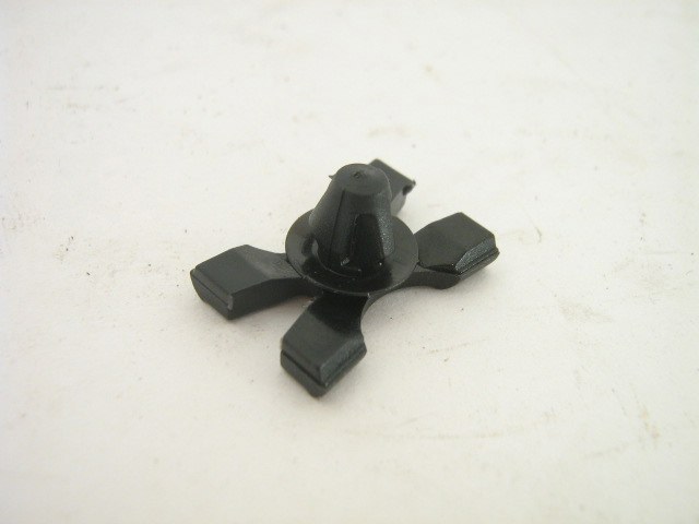 EXTERIOR TRIM CLIP