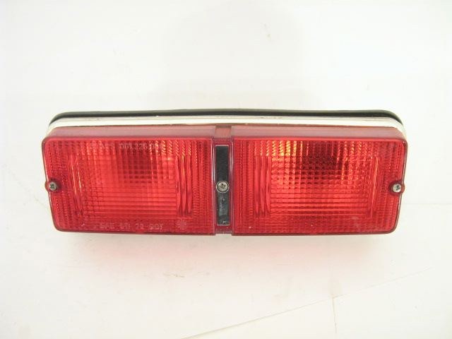 1973-76 RIGHT TAIL LAMP ASSY