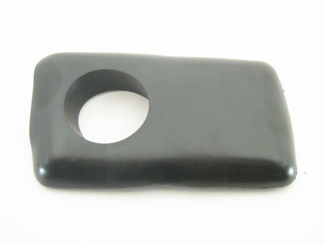 BUMPER SHOCK RUBBER SURROUND