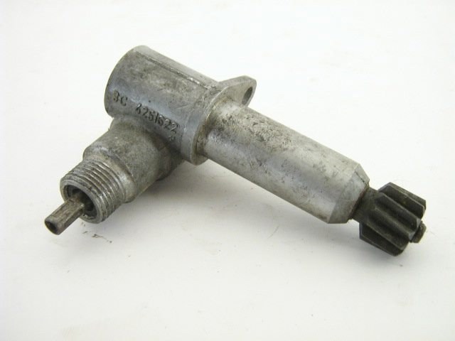 SPEEDOMETER DRIVE ASSEMBLY