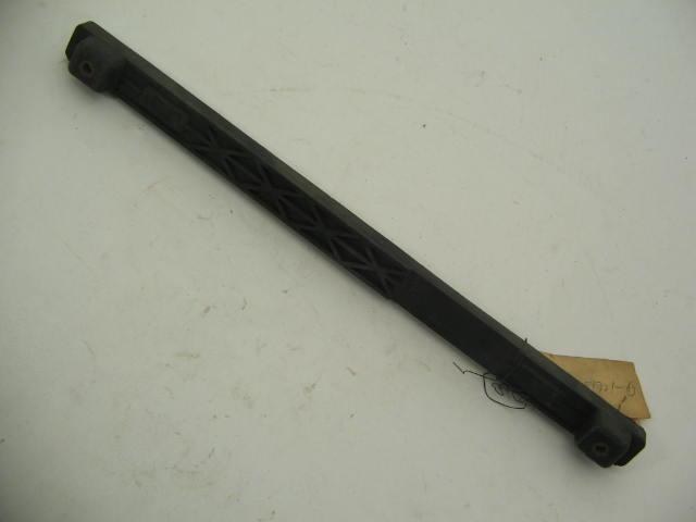 GLASS REAR INSIDE WINDOW GUIDE