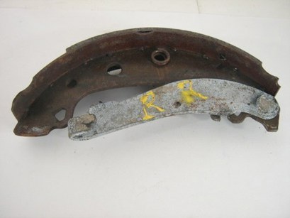 RIGHT REAR BRAKE SHOE CORE