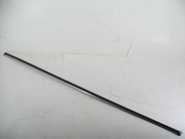 LEFT REAR SIDE MOULDIMG