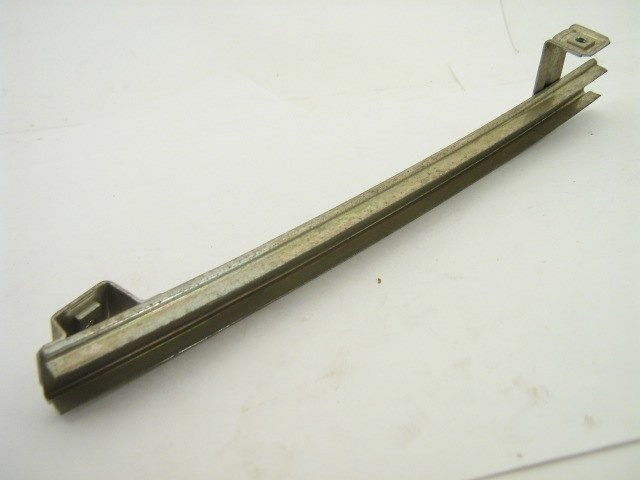 LOWER REAR DOOR GLASS SLIDE