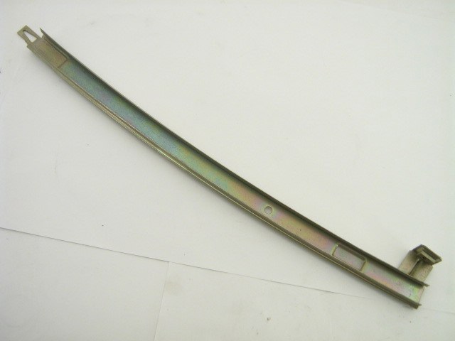FRONT LOWER DOOR GLASS GUIDE