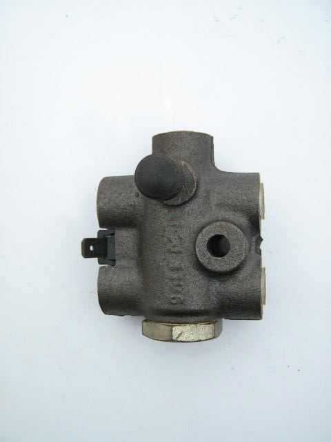 FIVE LINE BRAKE FAILURE SWITCH