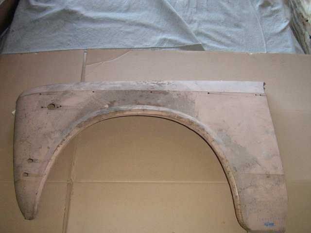 2/1977-79 LEFT FRONT FENDER