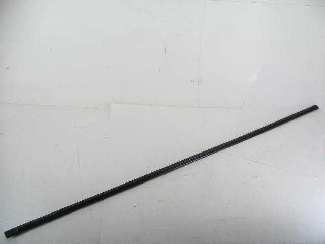 1976-79 LEFT DOOR MOULDING
