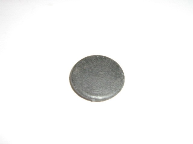 BLACK PLUG