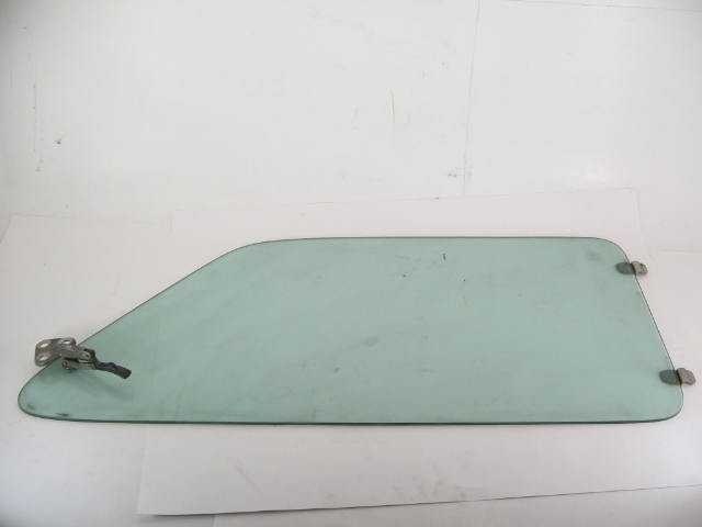 REAR QUARTER WINDOW GLASS