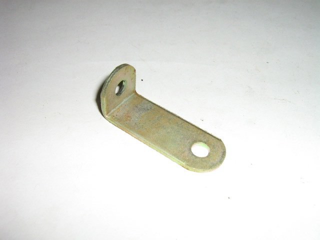 EGR TUBE MOUNTING BRACKET