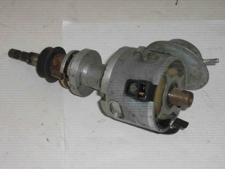 1979 NON CA DISTRIBUTOR CORE