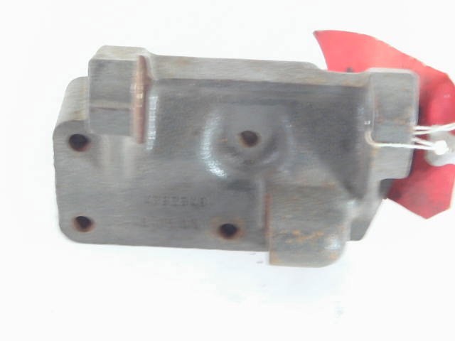 1976-80 SMOG PUMP MOUNT
