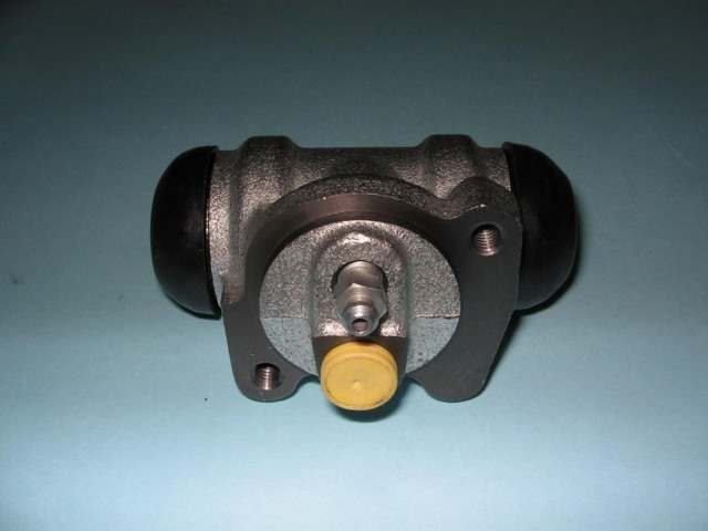 7/8" BORE REAR WHEEL CYLINDER