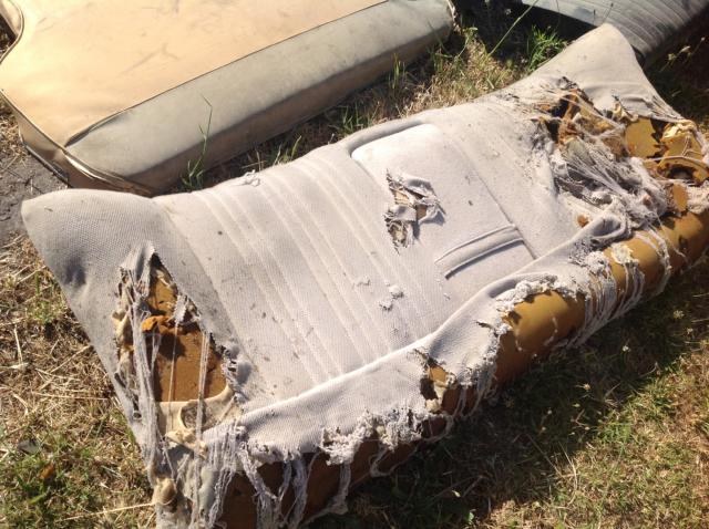 REAR UPPER SEAT CUSHION
