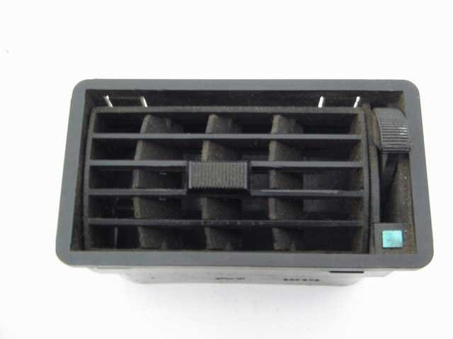 1979-88 DASH AIR VENT ASSEMBLY