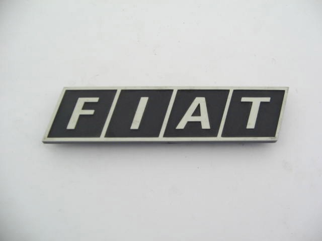 FIAT EMBLEM 4 MOUNTING TABS