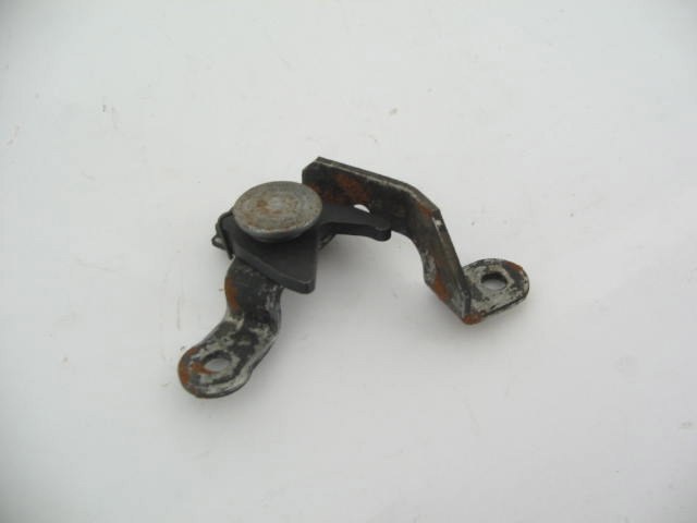REVERSE LOCKOUT ASSEMBLY