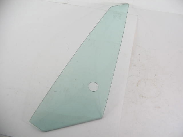 1980-88 LEFT VENT GLASS W HOLE
