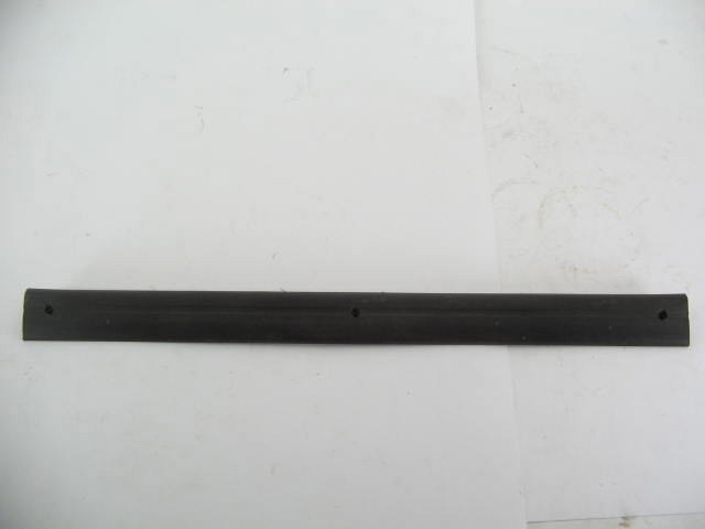 4 DOOR BROWN PLASTIC MOULDING